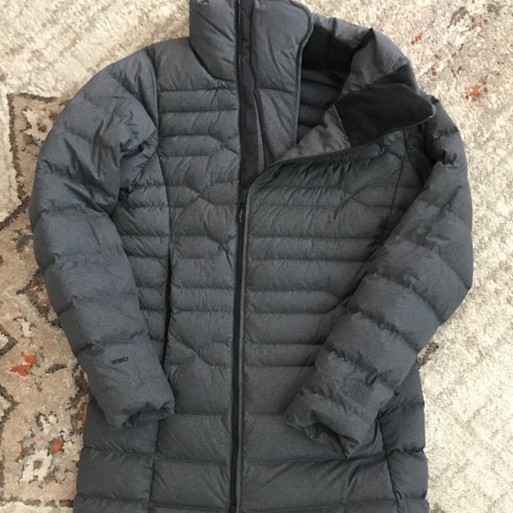 Women’s Long Northface Puffer Coat - Picture 1 of 5